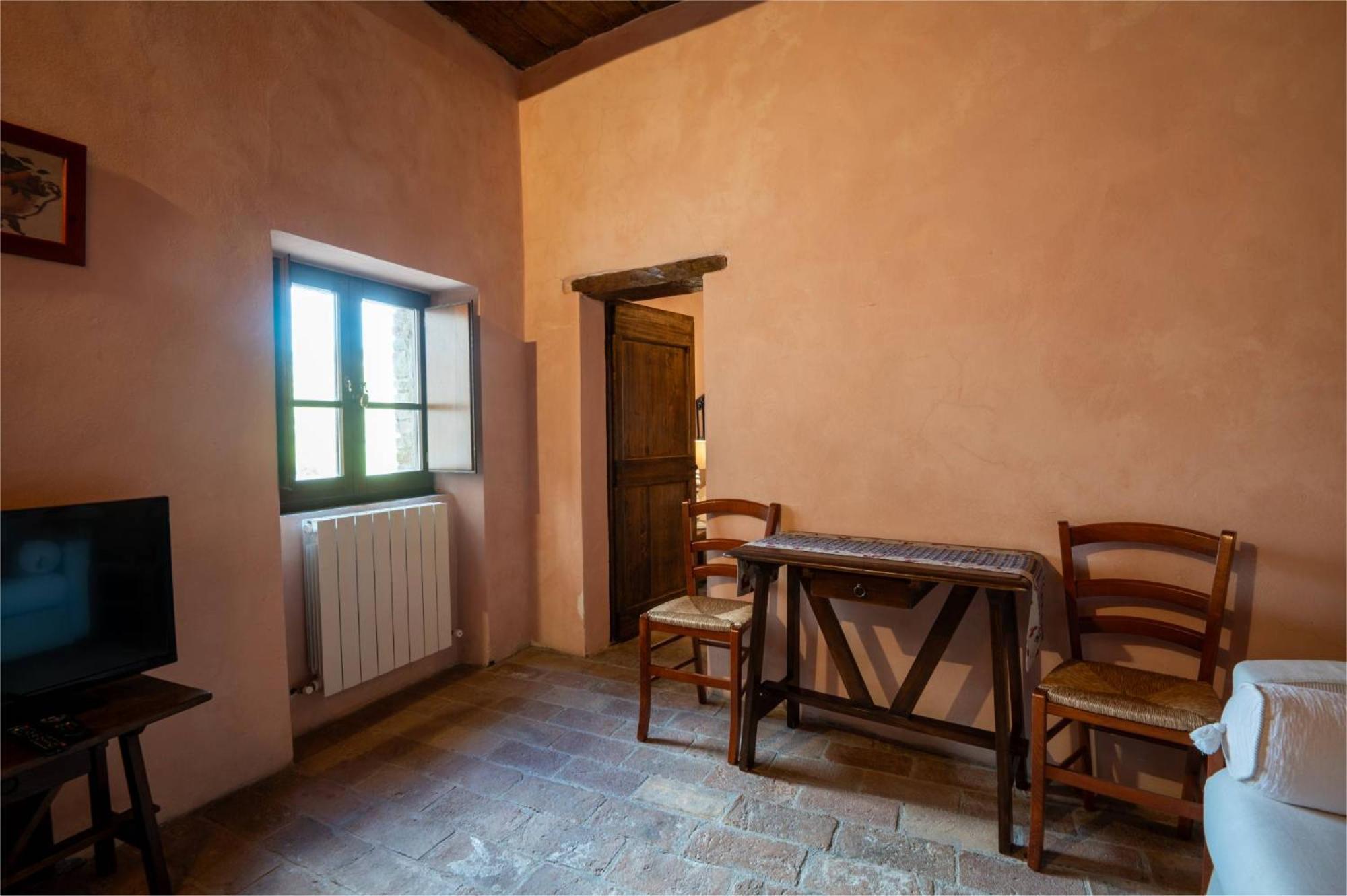 Castello Valenzino Bed and Breakfast Antognola Eksteriør billede