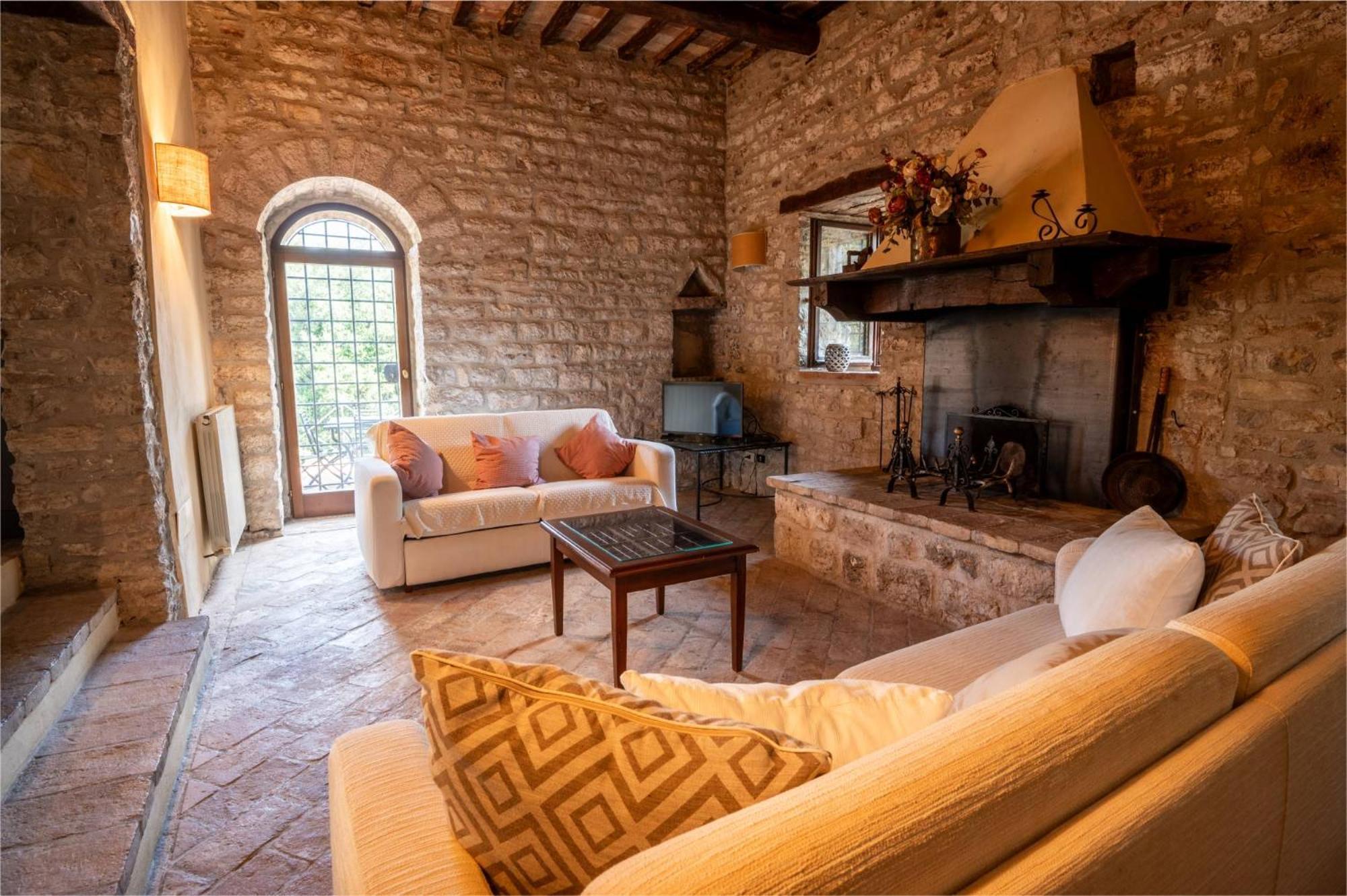 Castello Valenzino Bed and Breakfast Antognola Eksteriør billede